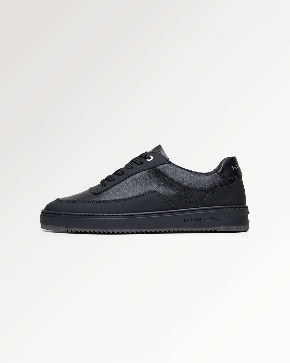 Mondo Crumbs All Black Filling Pieces - Main Image
