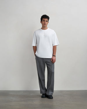 Filling Pieces On Model Shot T-Shirt Boxy Embroidered White