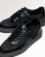 Mondo Reed Black