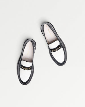 Loafer Polido White / Black